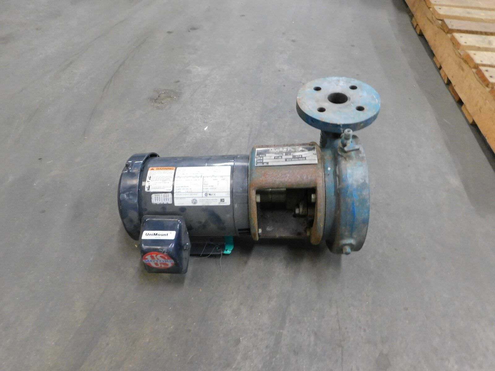 Mueller 1.5k Horizontal Close-coupled End Suction Pump 50 Gpm 50 Ft. Hd. 1.5 Hp